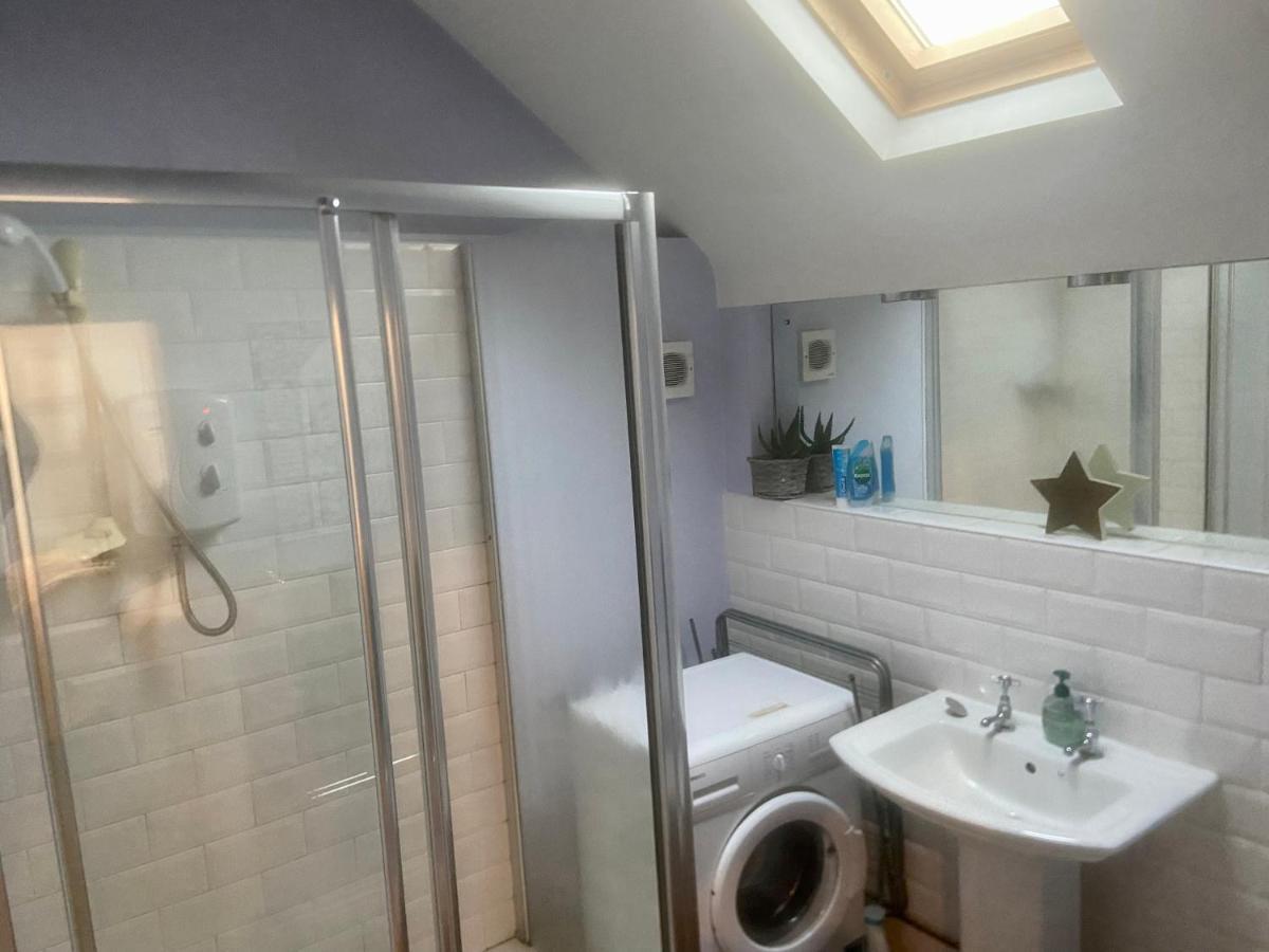 Beautiful 1-Bed House In Gloucestershire Westbury on Severn Exterior photo